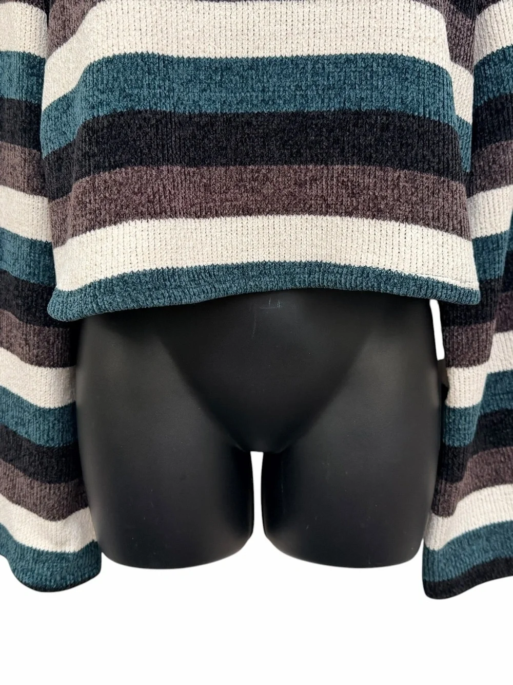 Urban Renewal Urban Outfitters Striped Chenille Bell Sleeve Sweater M